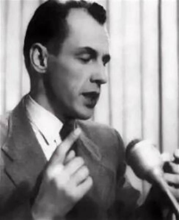 Учреждение премии имени В.С. Синявского для журналистов Смоленской области