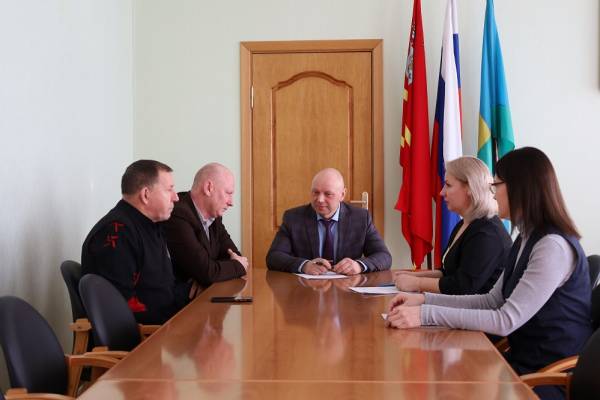 На встрече с ветеранскими организациями округа