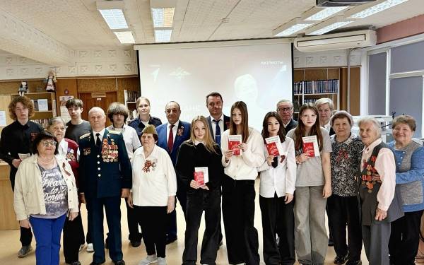 Важные минуты взросления: юные десногорцы получили первые паспорта!