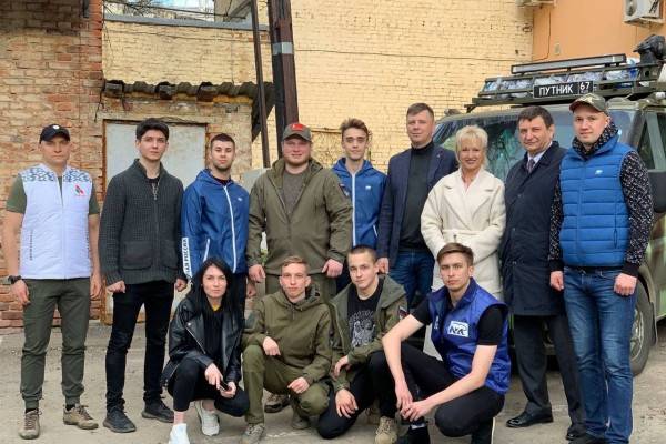 Смоленская молодёжь отправила в госпиталь ЛНР гуманитарную помощь