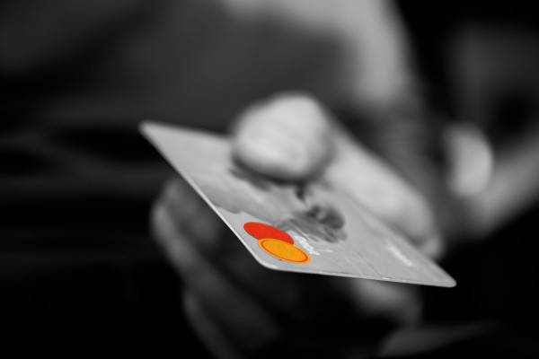 Ответственность за использование чужой банковской карты в Смоленской области