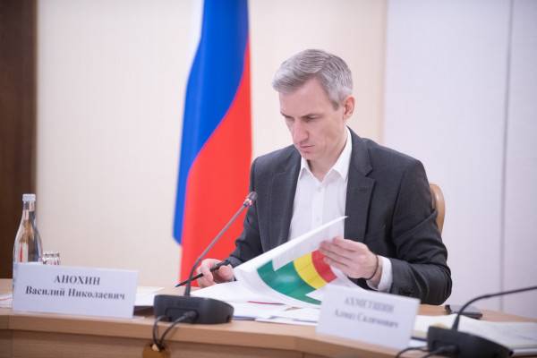 Василий Анохин говорит о модернизации среднего профессионального образования в Смоленской области