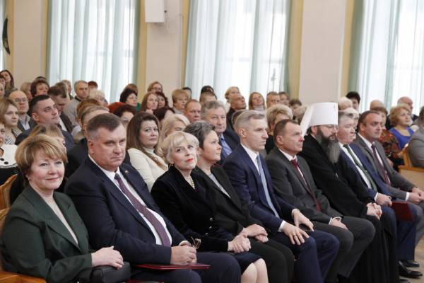 Смоленская областная клиническая больница отмечает 80-летний юбилей