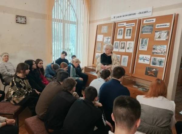 И офицер, и рядовой…