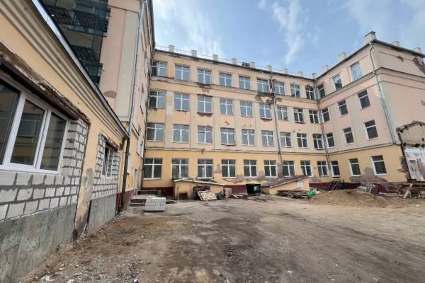 Ремонт школы в Смоленске идет по графику