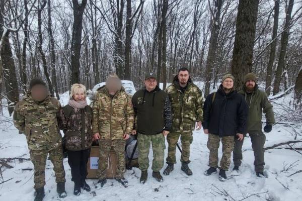 Смоленским зенитчикам в зону СВО единороссы передали важный груз