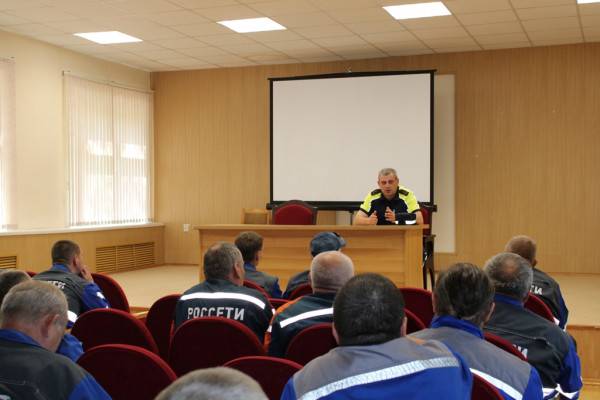 В «Смоленскэнерго» прошли профилактические мероприятия по безопасности дорожного движения