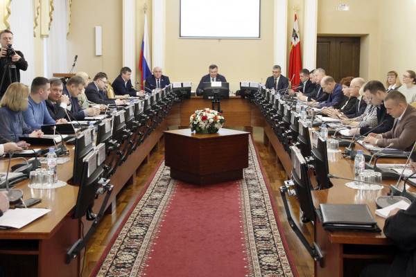 В Смоленском горсовете внесли финальные изменения в действующий бюджет