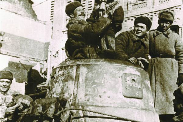 Наши войска взяли Вязьму