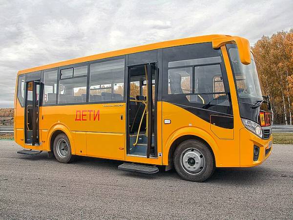 Приглашаем на работу водителей школьных автобусов