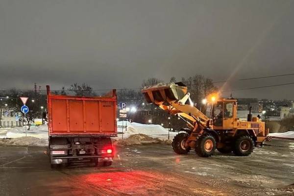 Ночные проверки качества уборки улиц в Смоленске