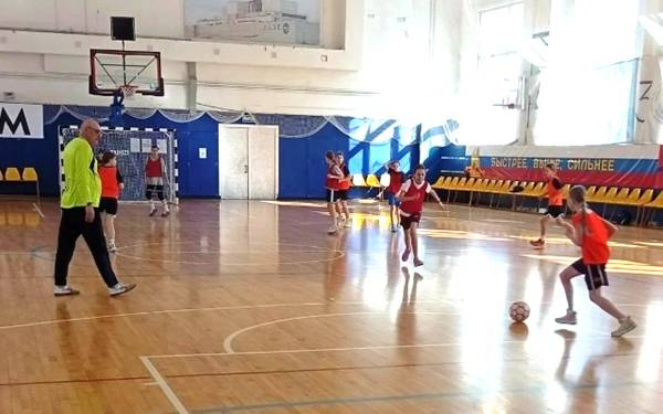 Соревнования по мини-футболу