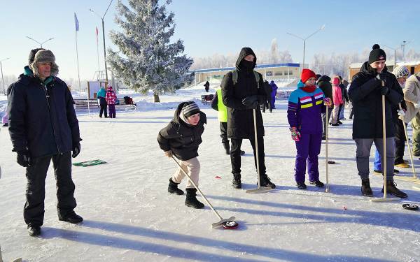 Юбилейный Ледовый Тир объединяет жителей Десногорска