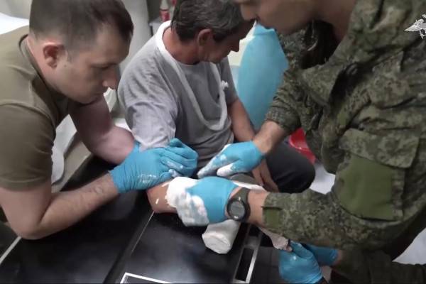 Медики рассказали, что заставило их добровольно отправиться в зону СВО