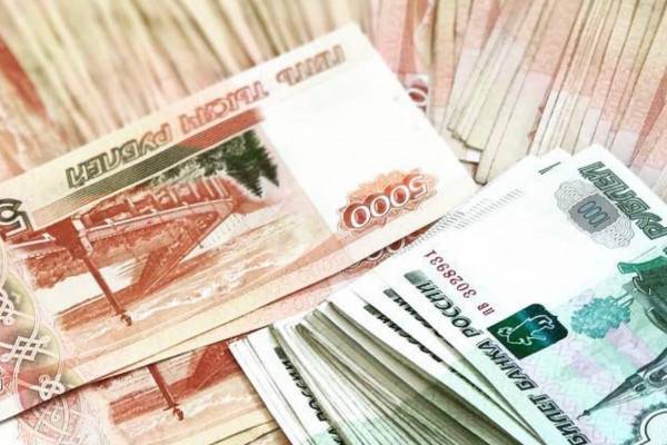 Жительница Смоленска стала жертвой лжесотрудника банка и лишилась 790 тысяч рублей Жительница Смоленска стала жертвой лжесотрудника банка и лишилась 790 тысяч рублей
