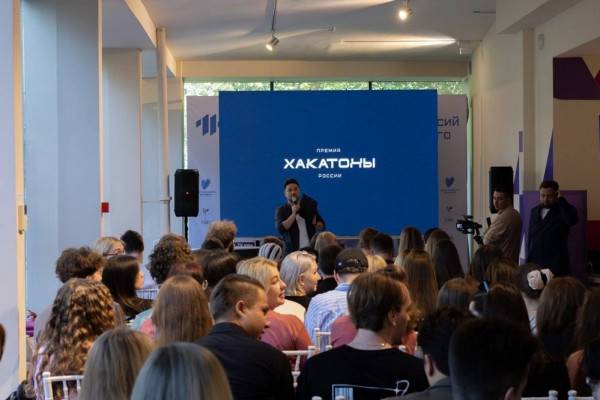 «Свой код»: премия и объединение направлений