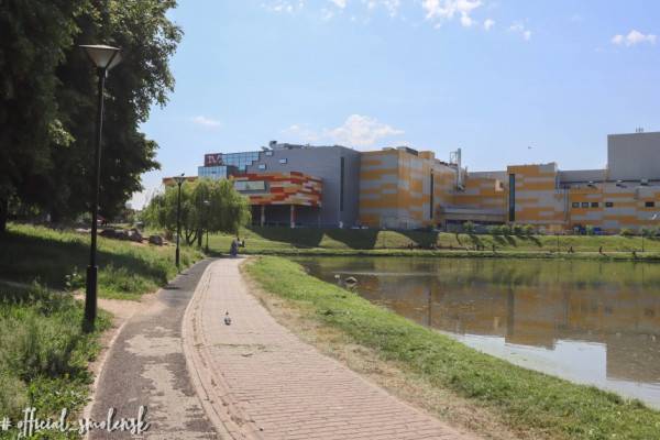 «Зеленстрой» прибрался в парке 1100-летия Смоленска