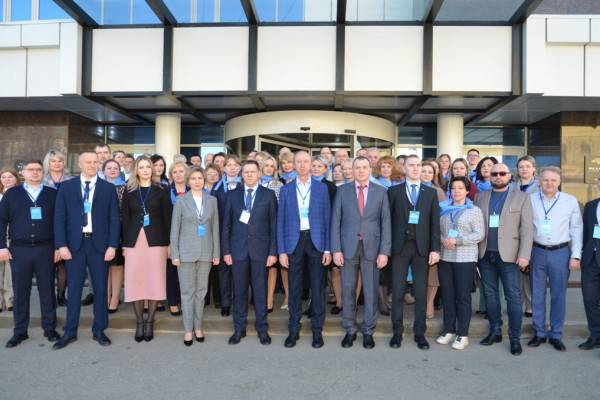 В Смоленске налоговики провели масштабный форум «Кадры и профилактика коррупции: стратегия развития 2025+»