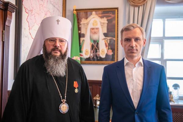 Митрополит Смоленский и Дорогобужский Исидор отметил 50-летний юбилей, получив поздравление от Василия Анохина и медаль «Патриот Смоленщины»
