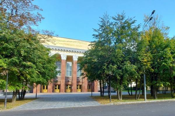 17 миллионов рублей получит Смоленский драмтеатр по национальному проекту «Культура» 17 миллионов рублей получит Смоленский драмтеатр по национальному проекту «Культура»