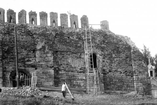 Сохранить нельзя разрушить 