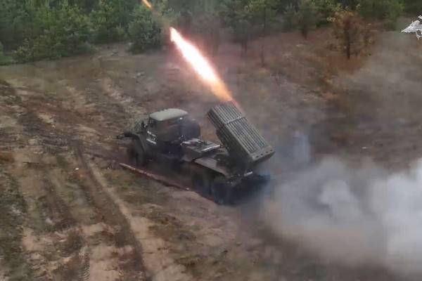 ВС РФ нанесли огневое поражение по местам сосредоточения живой силы и техники ВСУ в ДНР