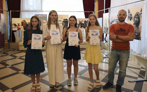 Десногорская школьница стала обладательницей главной награды детского форума проекта «Территория успеха: в объятиях природы»
