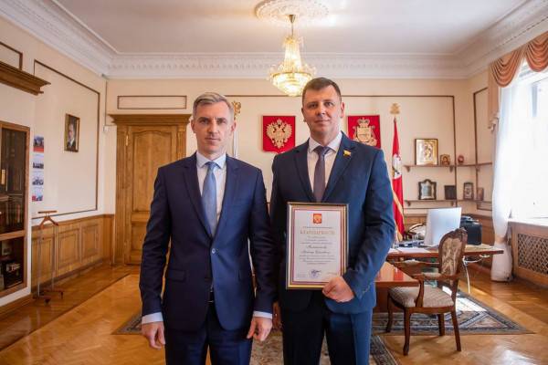 Врио Губернатора Смоленской области передал благодарность Президента России Артему Малащенкову