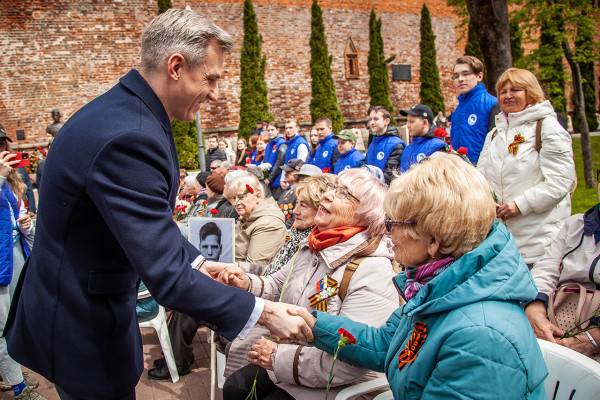 Василий Анохин принял участие в памятном митинге, посвященном 78-й годовщине Великой Победы
