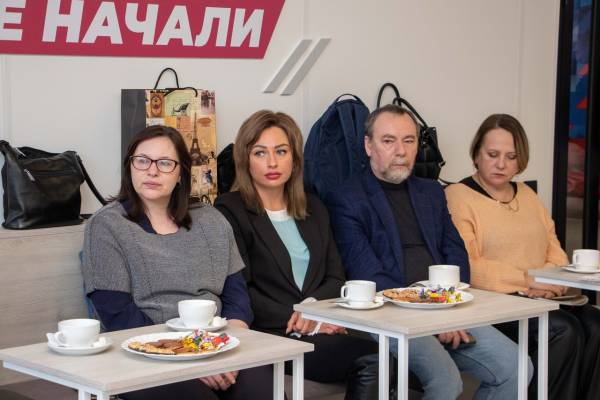 Сергей Неверов встретился с журналистами районных газет Смоленщины