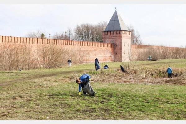 Эко-месячник по благоустройству в Смоленске