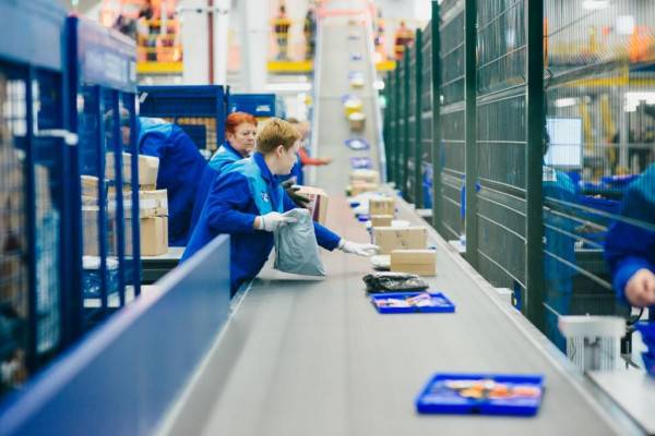 Посылки до 10 кг для участников спецоперации теперь доставляют бесплатно