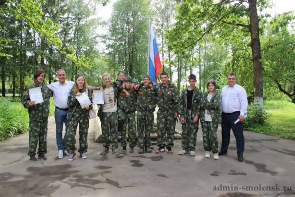 Новодугинские школьники приняли участие в военно-исторических сборах «Бородино –2023»
