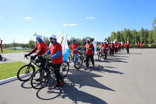 Велосипедисты из России, работающие в атомной отрасли, завершили 400-километровый заезд из Обнинска в Десногорске