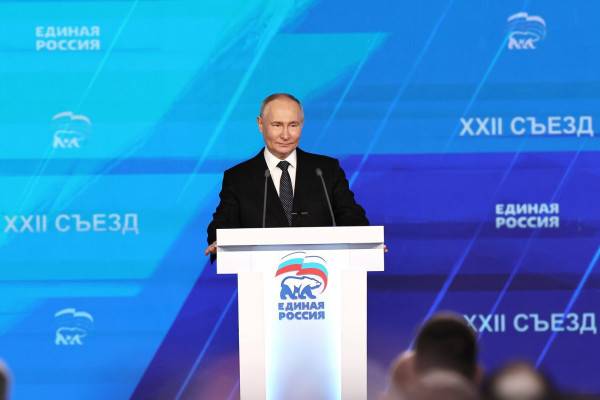 Василий Анохин: Наша команда сделает всё, чтобы оправдать доверие президента и смолян! Василий Анохин: Наша команда сделает всё, чтобы оправдать доверие президента и смолян!